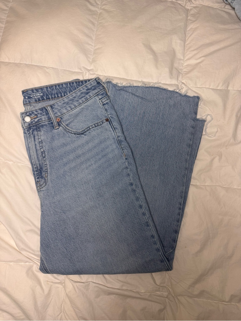 Old Navy sky High Rise Wide-Leg Jeans Blue Light Wash Women’s 12